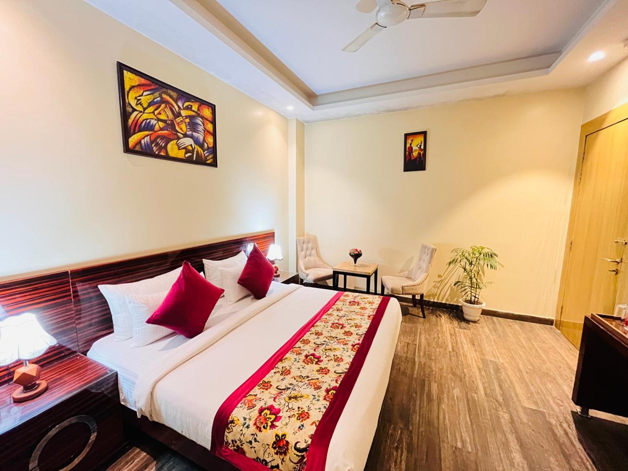 Hotel Banz Near Indira Gandhi Airport Delhi Нью-Делі Екстер'єр фото