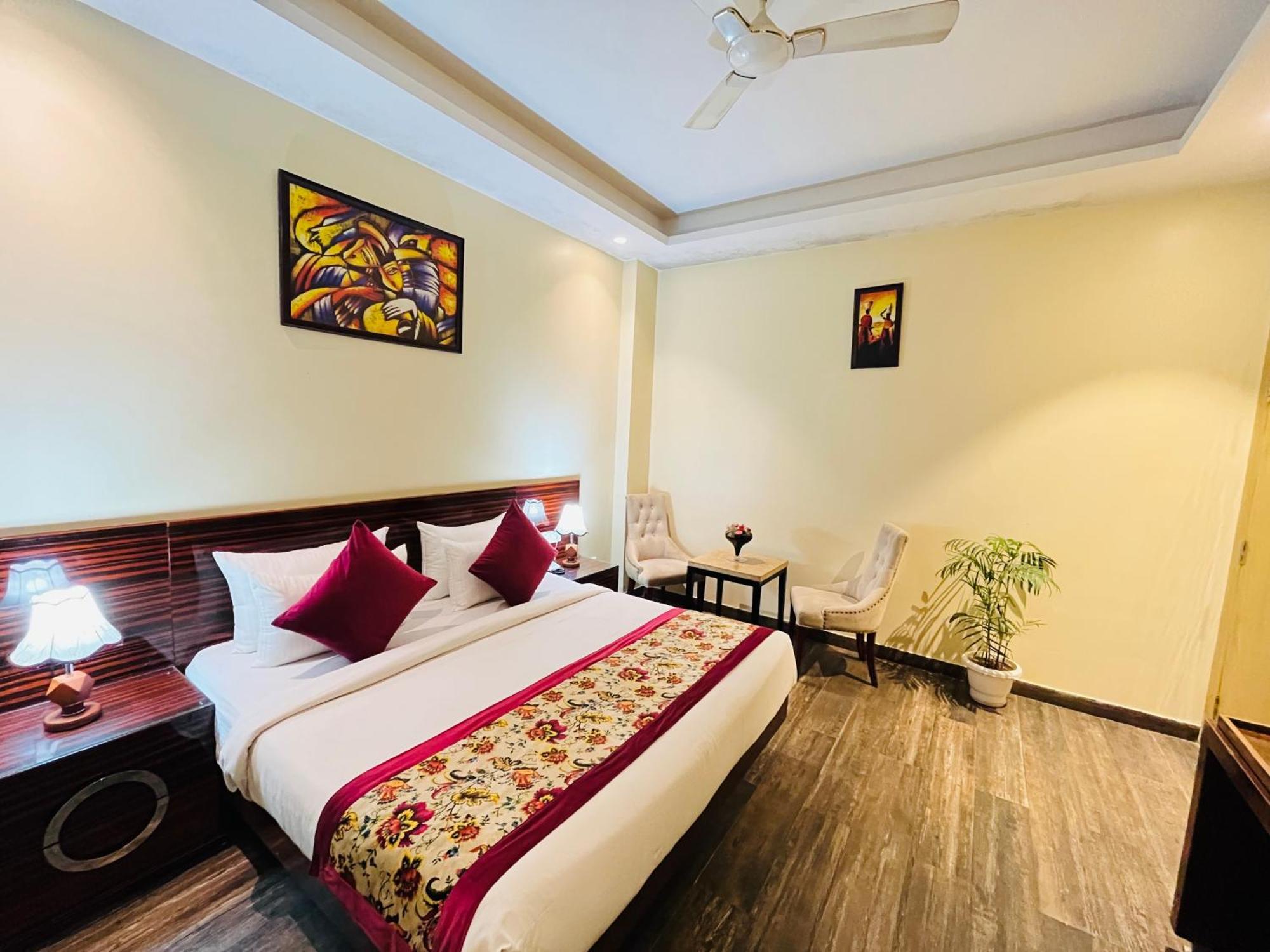 Hotel Banz Near Indira Gandhi Airport Delhi Нью-Делі Екстер'єр фото